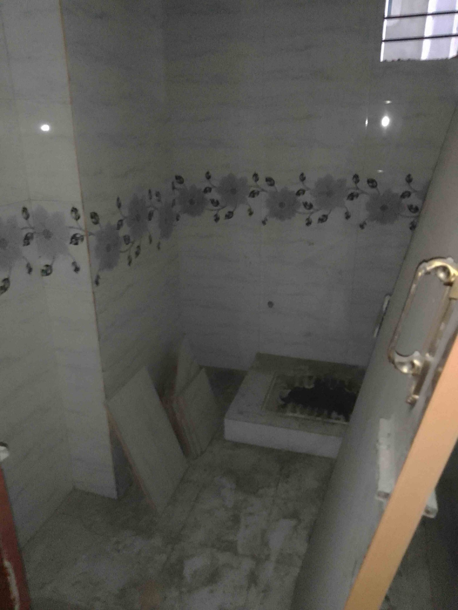 ( SOLD OUT ) Mohammadpur,Dhaka Uddan , Dhaka-1207 || 1400 sft